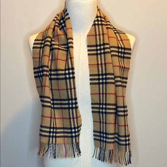 Burberry Archive Beige Nova Check Scarf in 100% Lambswool (55in X 11.5in) [C] - Picture 1 of 4